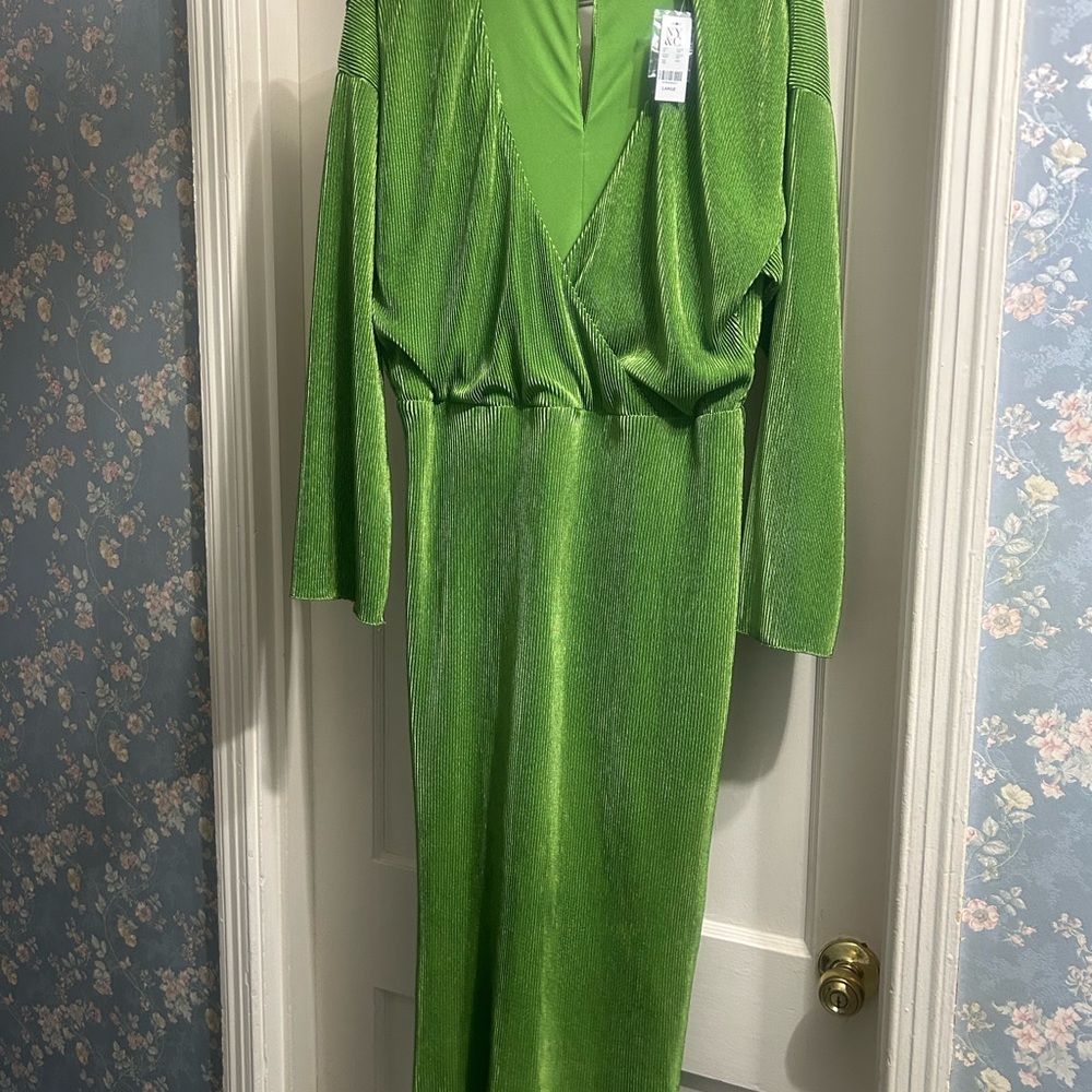 New York & Company Shimmering Green Long Sleeve Dress